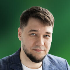 Арсений Уланов